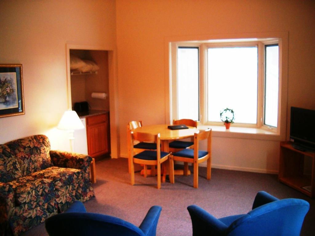Attitash Motel & Suites 巴特利特 客房 照片